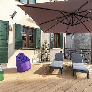 https://tolentini-canal-view-terrace.hotelinveneto.com